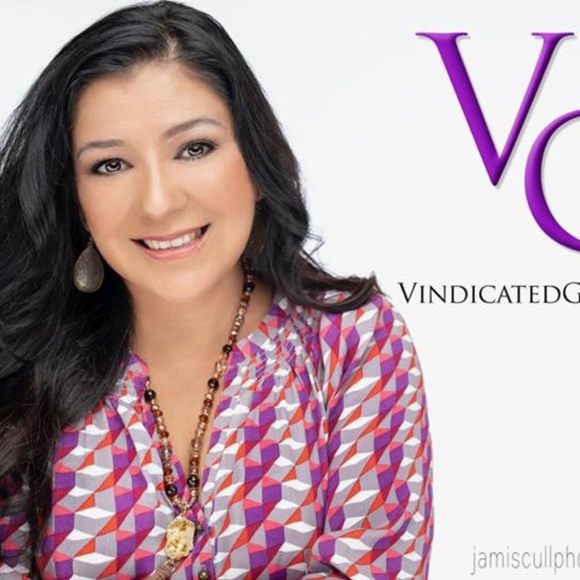 Meet your Posher, Author - Picture 2 of 3